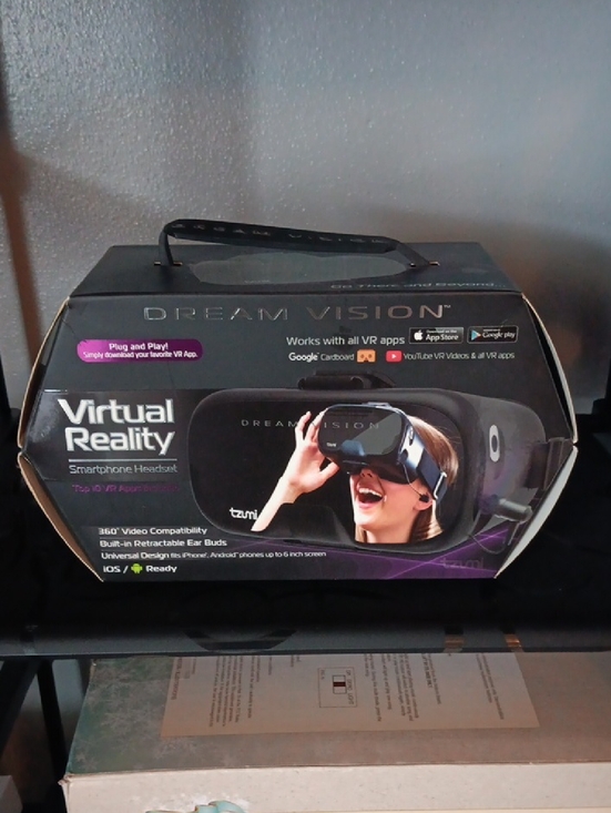 Tzumi Other - Dream Vision Black Virtual Reality Smartphone Headset by Tzumi
